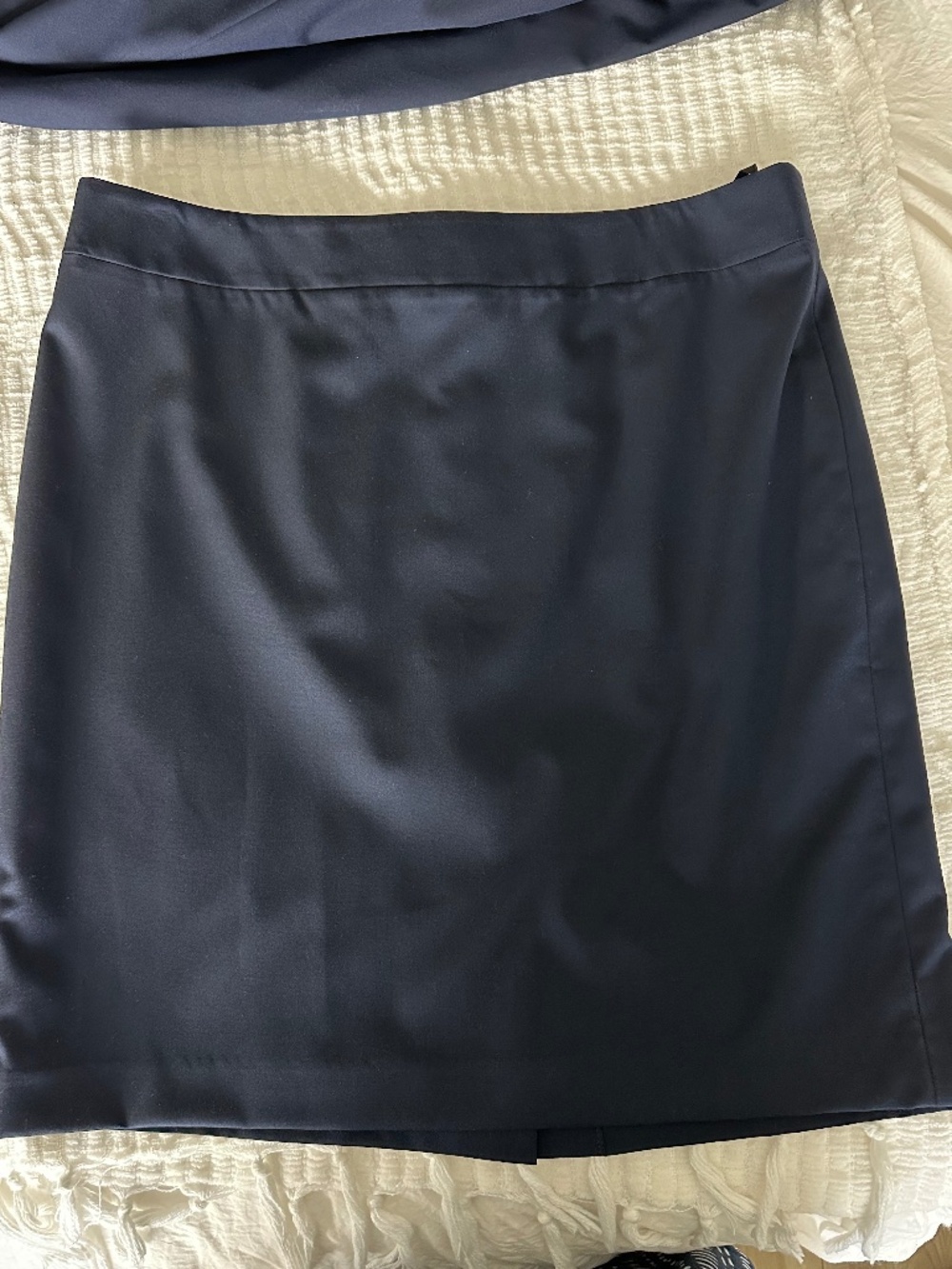 Black Jones New York Blazer/Skirt Suit set- size 16 - Picture 2 of 6